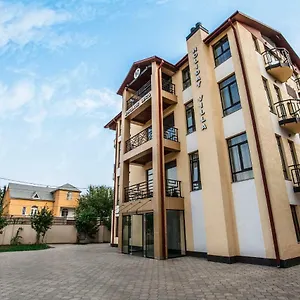 https://hotel-holiday-villa.alltbilisihotels.com