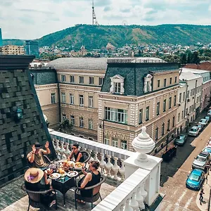 https://tribeca-hotel.alltbilisihotels.com
